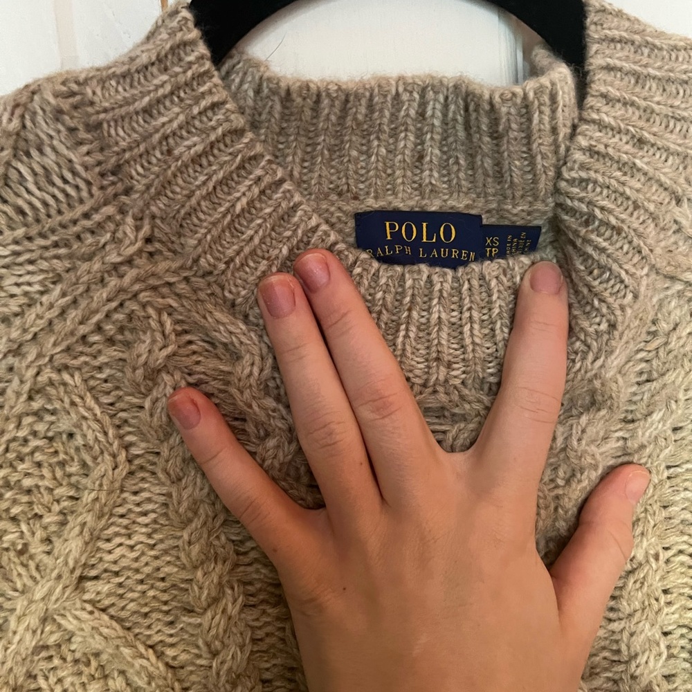 Beautiful Polo Ralph Lauren beige fisherman sweater. Womens XS
